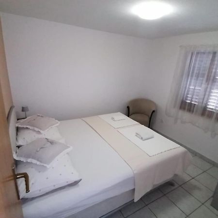 Drače Apartments Bozo מראה חיצוני תמונה
